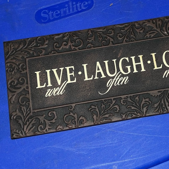 Last Call! 3/$10 Live Laugh Love Tin Hanging Wall Decor Floral Frame Design - Picture 2 of 9